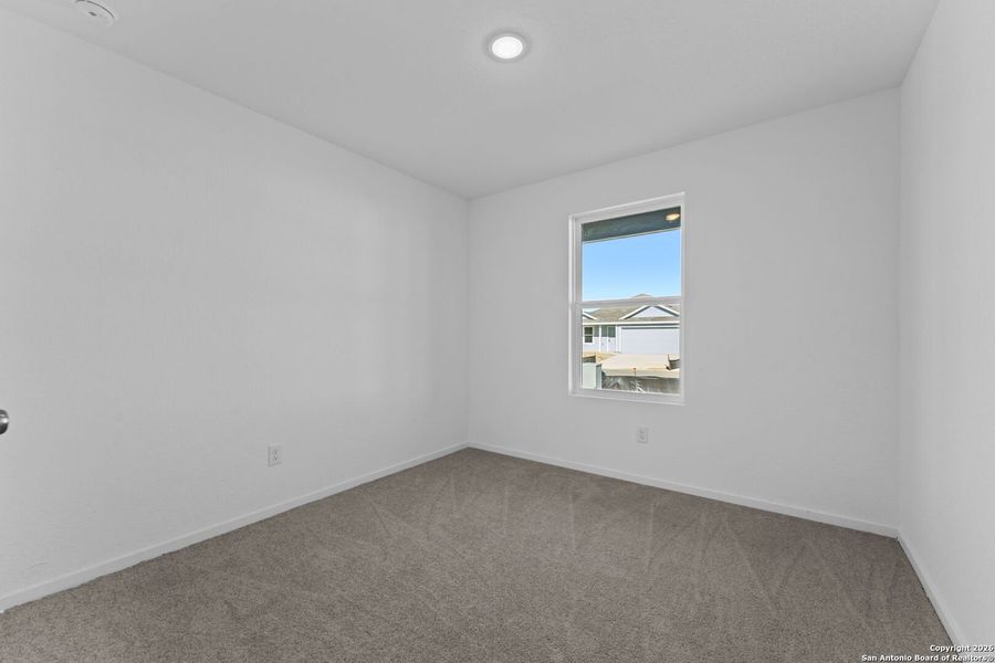 Spacious, unfurnished interior of a new home in Friendship Oaks, Fredericksburg (Image 13). Spacious, unfurnished interior of a new home in Friendship Oaks, Fredericksburg (Image 13).