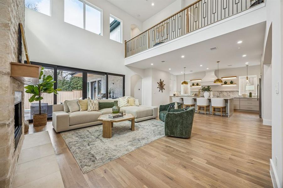 Furnished interior view inside a new home in , Dallas (Image 7).