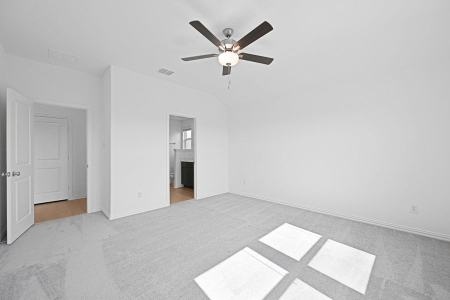Spacious, unfurnished interior of a new home in River Ridge, Crandall (Image 6). Spacious, unfurnished interior of a new home in River Ridge, Crandall (Image 6).