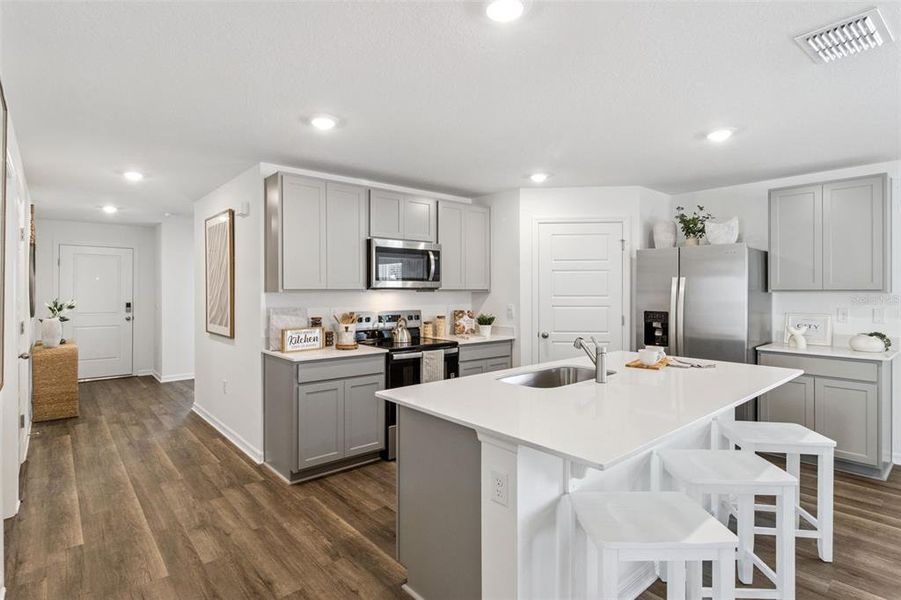 Furnished interior view inside a new home in Magnolia Pointe, Umatilla (Image 8).