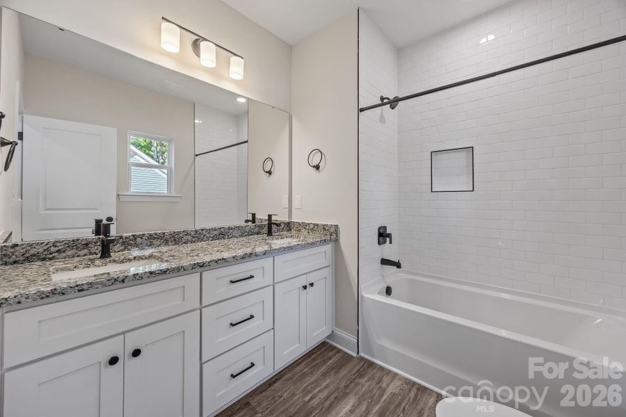 Furnished interior view inside a new home in , Kings Mountain (Image 7).