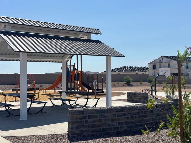 Community amenities in Aloravita, Peoria (Image 15).