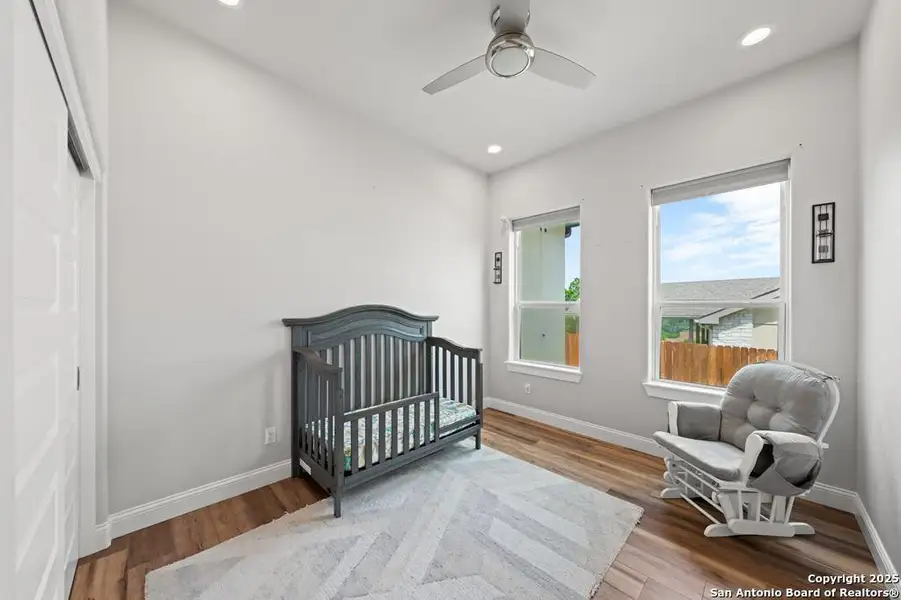 Image 30 of a home in .