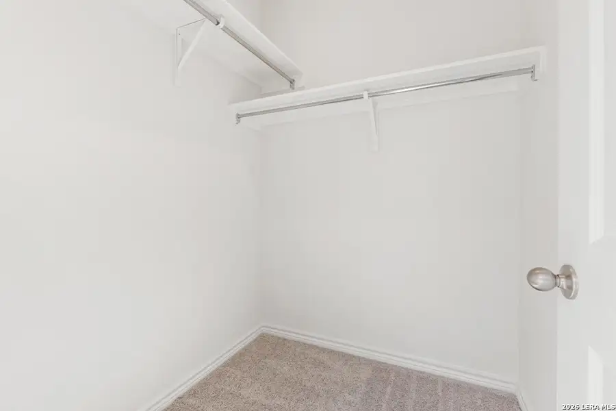 Spacious, unfurnished interior of a new home in Knox Ridge, Converse (Image 13).