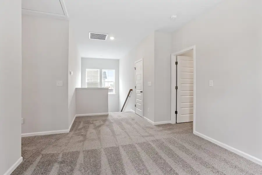 Spacious, unfurnished interior of a new home in Renaissance at White Oak, Garner (Image 27). Spacious, unfurnished interior of a new home in Renaissance at White Oak, Garner (Image 27).