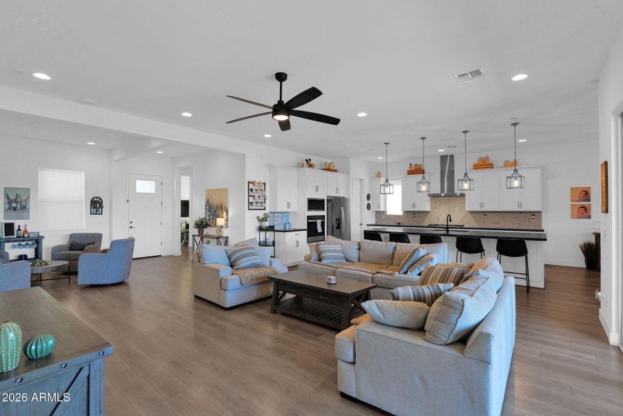 26-web-or-mls-P1525355