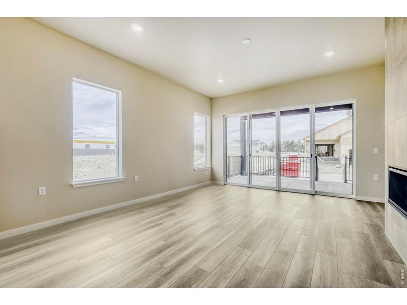 Spacious, unfurnished interior of a new home in , Fort Collins (Image 26).