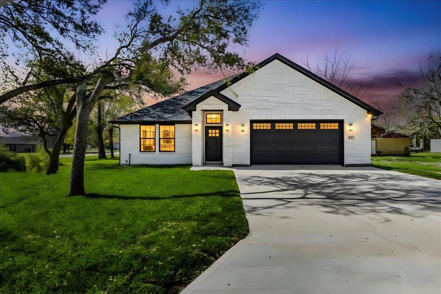 Front exterior of a new home in , Santa Fe, TX, highlighting curb appeal (Image 23). Front exterior of a new home in , Santa Fe, TX, highlighting curb appeal (Image 23).
