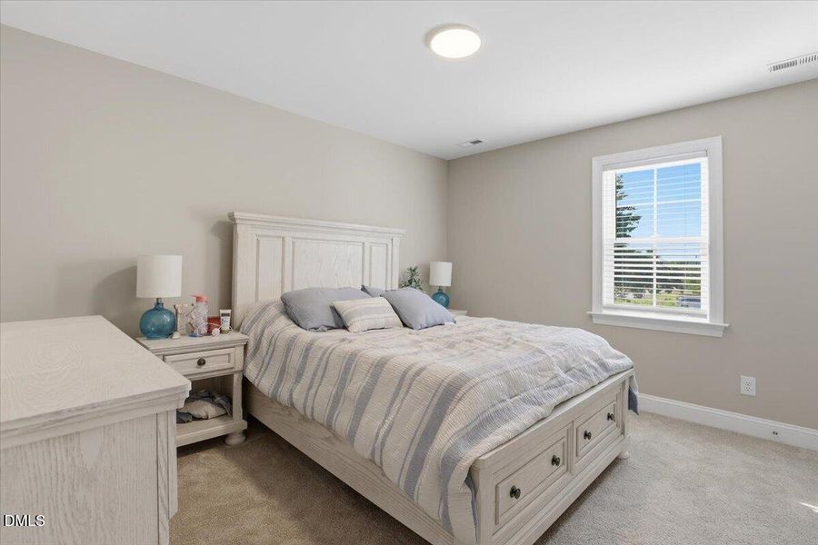 18-96 Linda St-18 18-96 Linda St-18