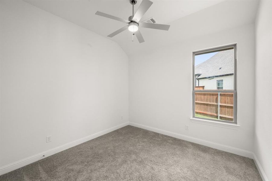 Spacious, unfurnished interior of a new home in Redden Farms - Phase 1, Midlothian (Image 15).