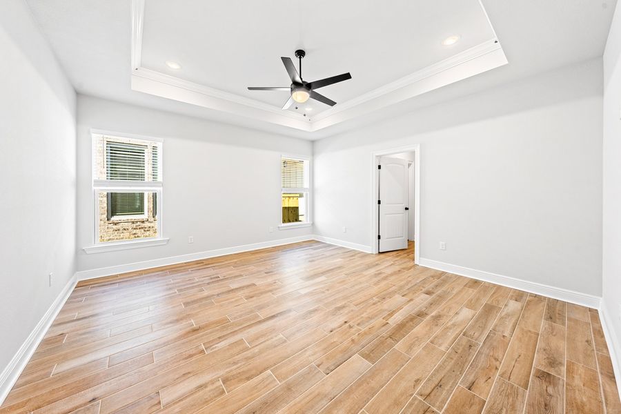 Spacious, unfurnished interior of a new home in Natureview, Freeport (Image 20).