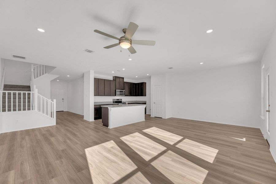 Spacious, unfurnished interior of a new home in Mustang Valley, Manor (Image 24). Spacious, unfurnished interior of a new home in Mustang Valley, Manor (Image 24).