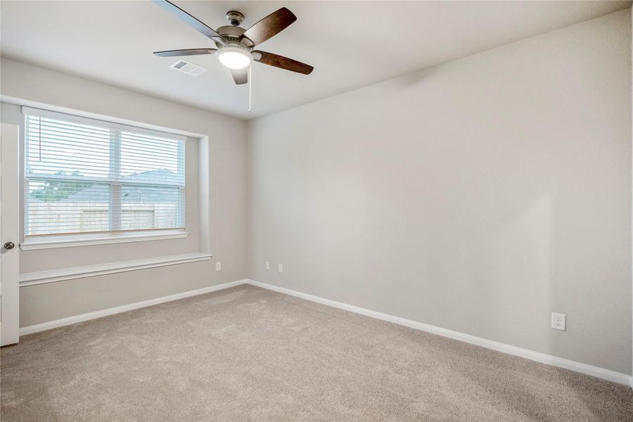 Spacious, unfurnished interior of a new home in , Conroe (Image 36). Spacious, unfurnished interior of a new home in , Conroe (Image 36).