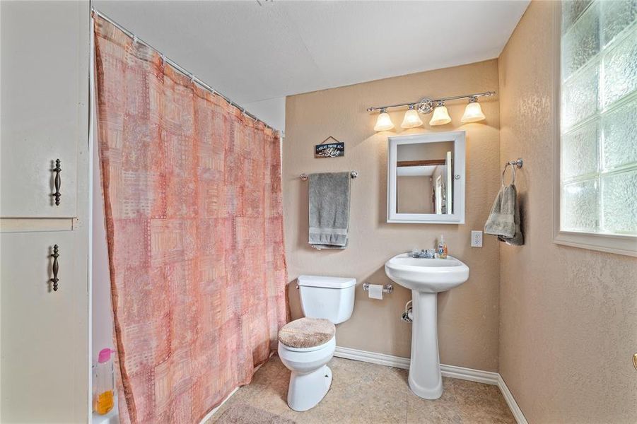 Furnished interior view inside a new home in , Brownwood (Image 10).