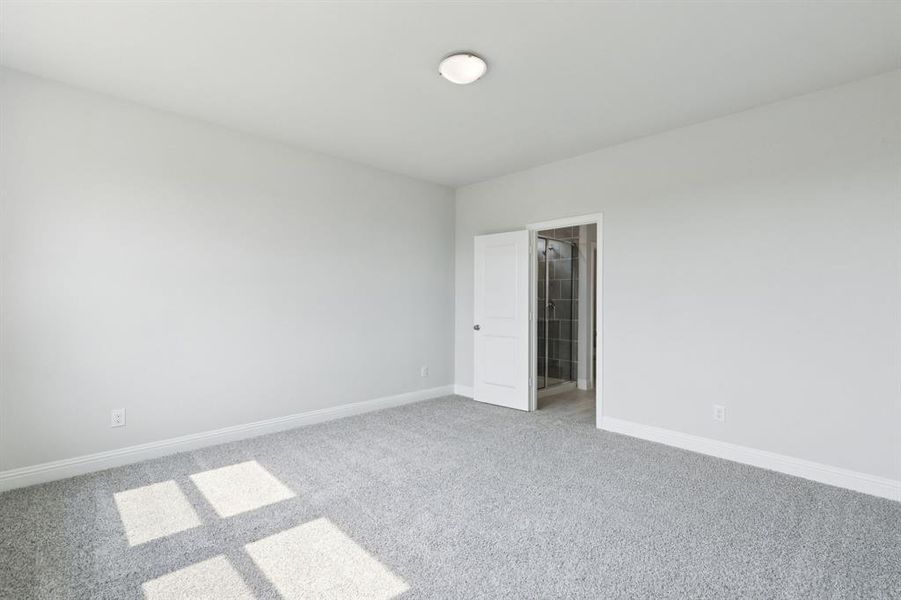 Spacious, unfurnished interior of a new home in Bellagio, Forney (Image 27).