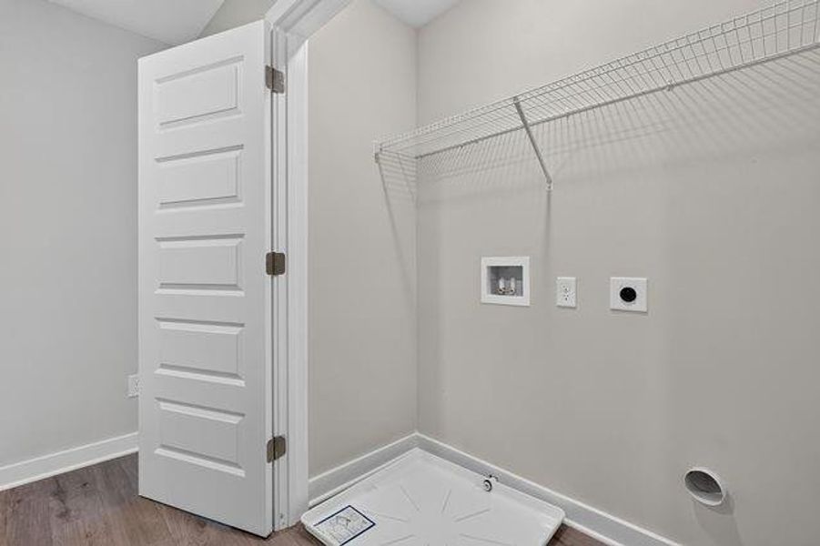 Spacious, unfurnished interior of a new home in , Fayetteville (Image 16).