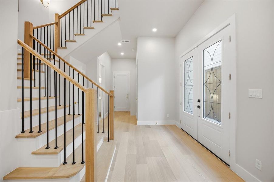 Spacious, unfurnished interior of a new home in , Dallas (Image 21). Spacious, unfurnished interior of a new home in , Dallas (Image 21).