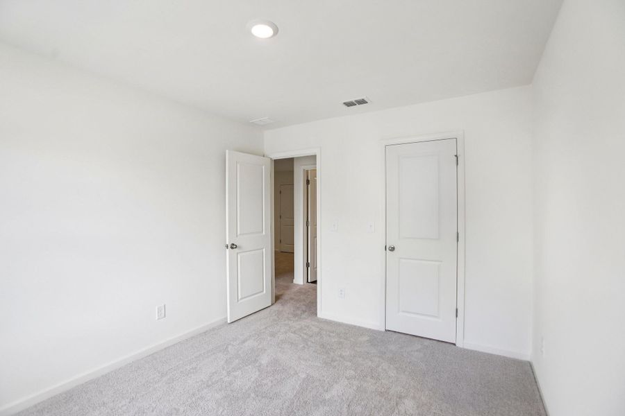 Spacious, unfurnished interior of a new home in Vida Mar, League City (Image 19). Spacious, unfurnished interior of a new home in Vida Mar, League City (Image 19).