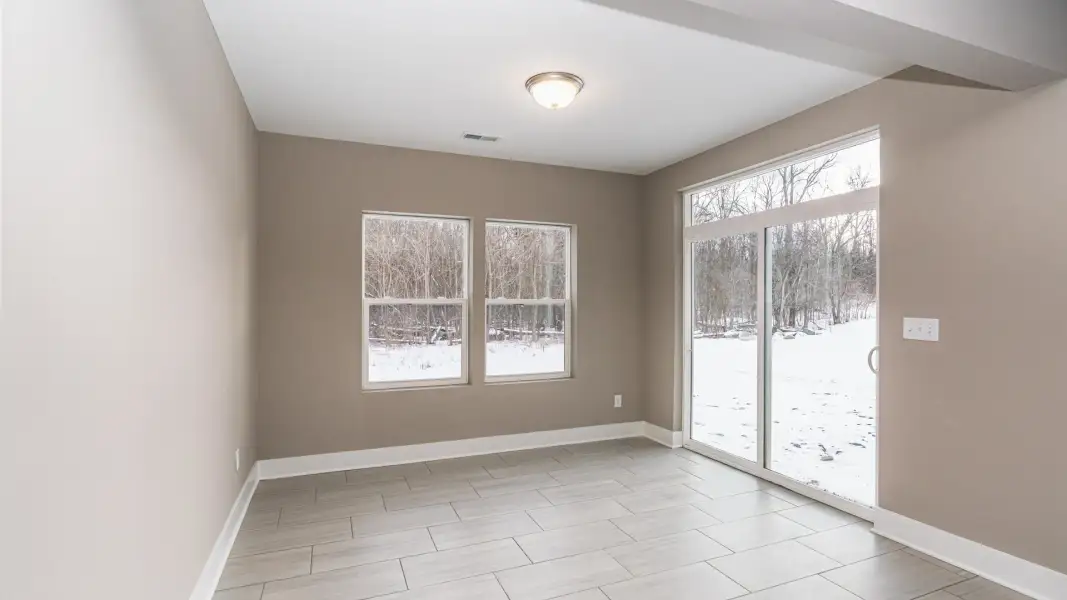Representative unfurnished interior of a home built from the The Boulder by Norfolk Homes in Offsite Builds Southern Michigan, Ann Arbor (Image 31).