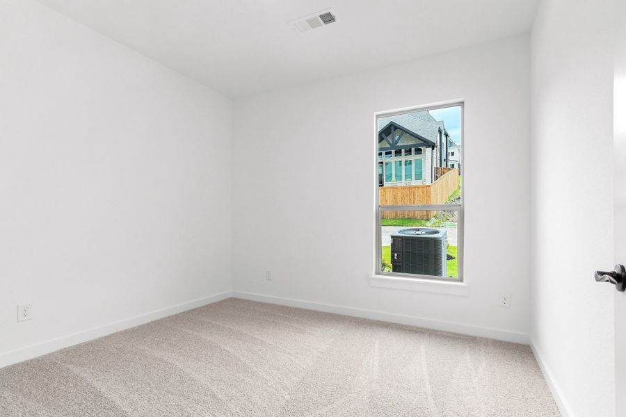 Spacious, unfurnished interior of a new home in Cottonwood Creek, Rowlett (Image 36). Spacious, unfurnished interior of a new home in Cottonwood Creek, Rowlett (Image 36).