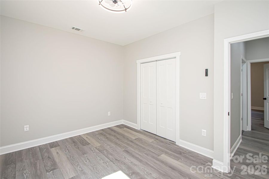 Spacious, unfurnished interior of a new home in , Chester (Image 31).