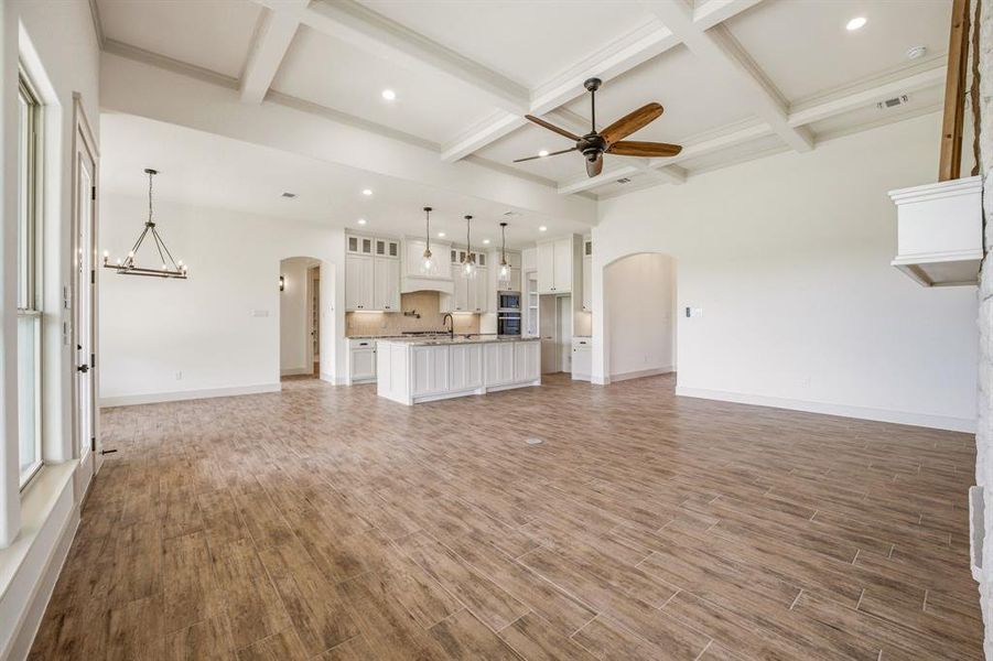 Spacious, unfurnished interior of a new home in , Glen Rose (Image 30). Spacious, unfurnished interior of a new home in , Glen Rose (Image 30).