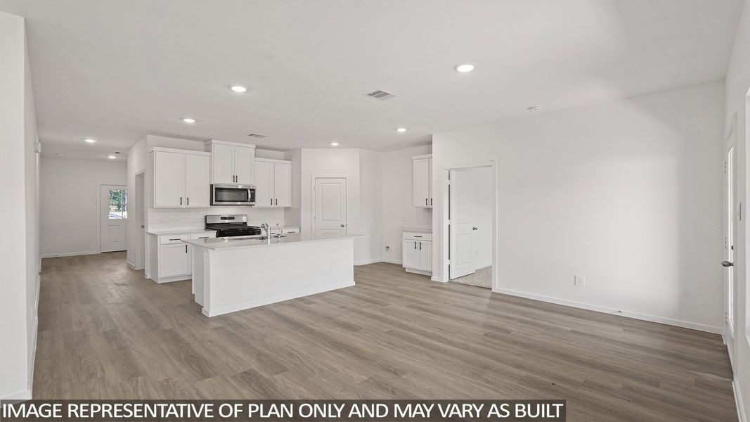 Image 17 of a home in Chapel Lakes.