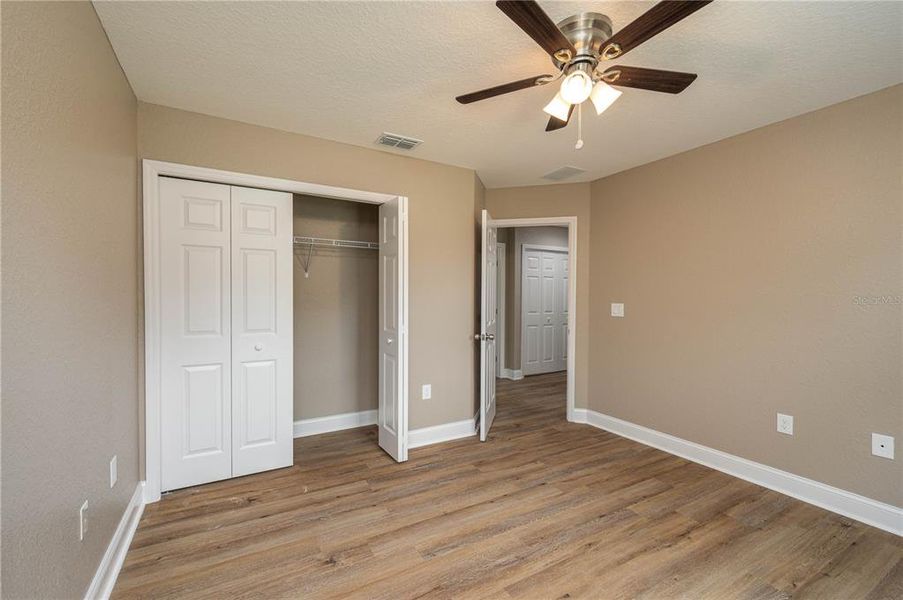 Spacious, unfurnished interior of a new home in , Bartow (Image 13).