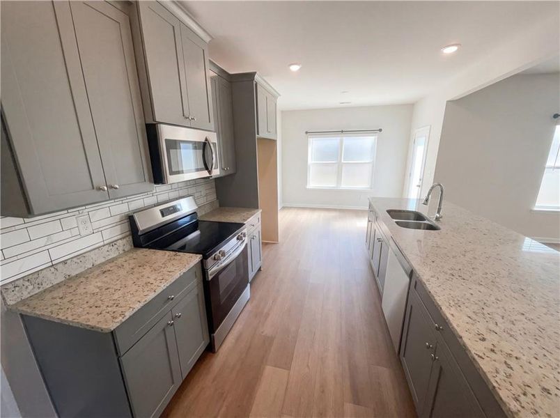 Furnished interior view inside a new home in , Grantville (Image 7).