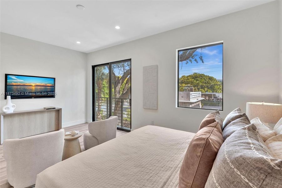 Furnished interior view inside a new home in , Miami (Image 47). Furnished interior view inside a new home in , Miami (Image 47).