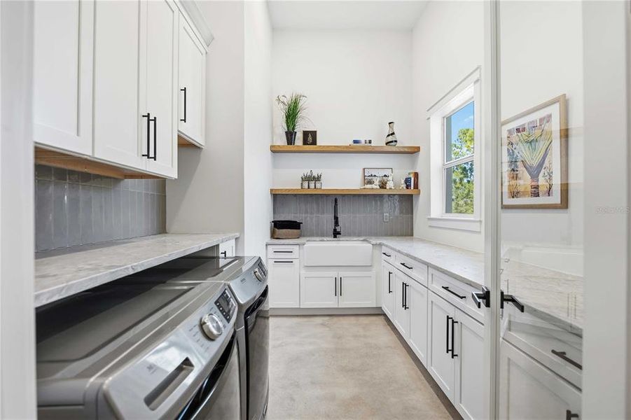 Furnished interior view inside a new home in , Port Charlotte (Image 38).