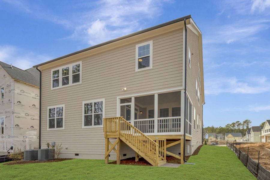 Side Exterior Side Exterior