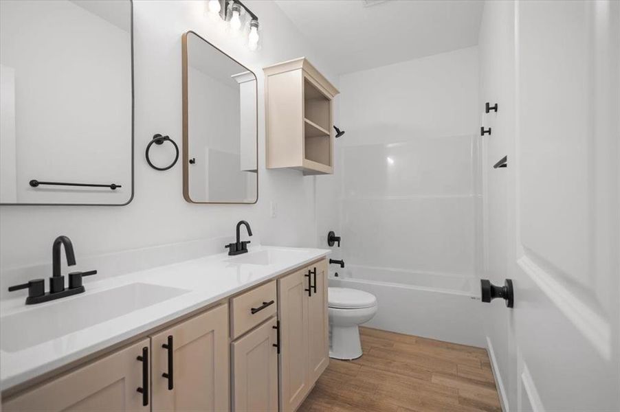 Furnished interior view inside a new home in , Lindale (Image 6).