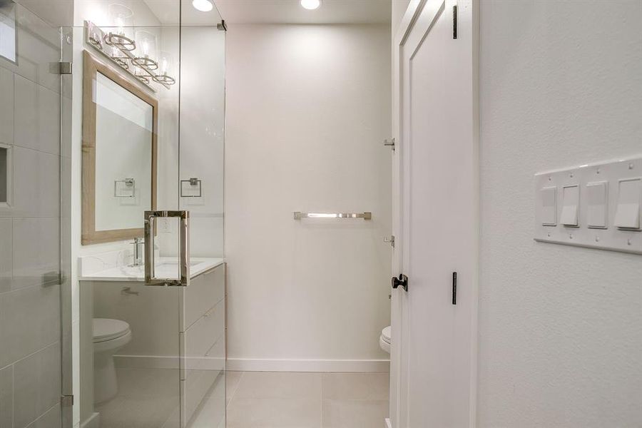 Image 36 of a home in .