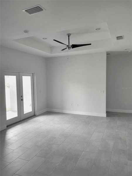 Spacious, unfurnished interior of a new home in , North Port (Image 10).
