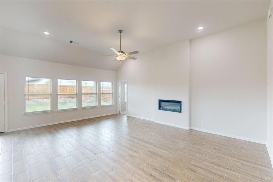 Spacious, unfurnished interior of a new home in Elevon, Lavon (Image 31). Spacious, unfurnished interior of a new home in Elevon, Lavon (Image 31).