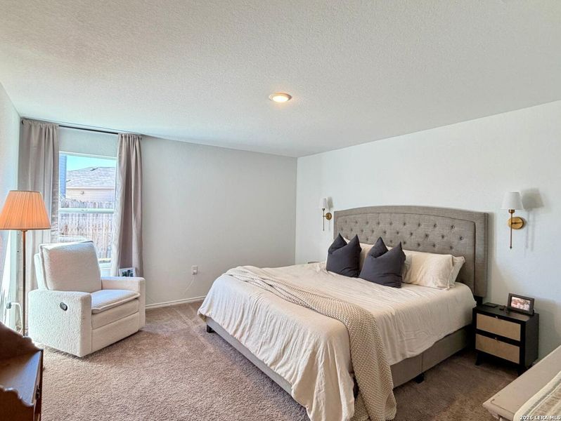 Furnished interior view inside a new home in Mission del Lago, San Antonio (Image 8).