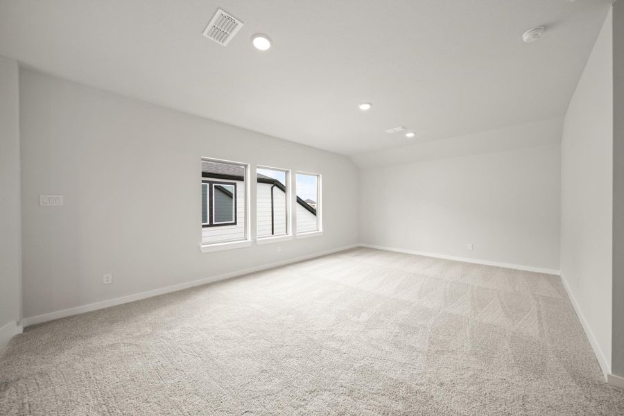 Spacious, unfurnished interior of a new home in Meridiana 40', 65', Iowa Colony (Image 14). Spacious, unfurnished interior of a new home in Meridiana 40', 65', Iowa Colony (Image 14).