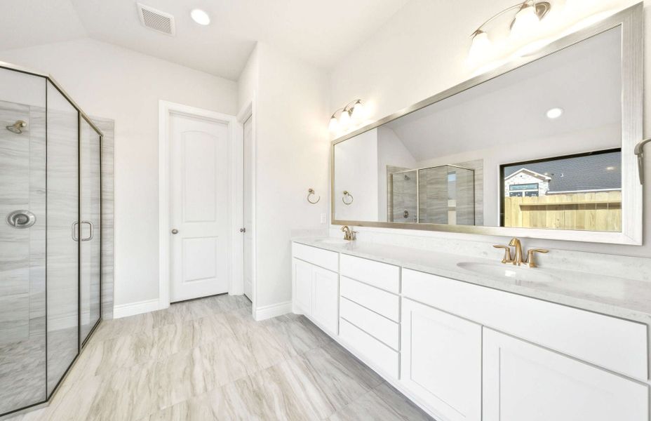 Representative furnished interior of a home built from the 2688AU by Ravenna Homes in Audubon 60′, Magnolia (Image 11).