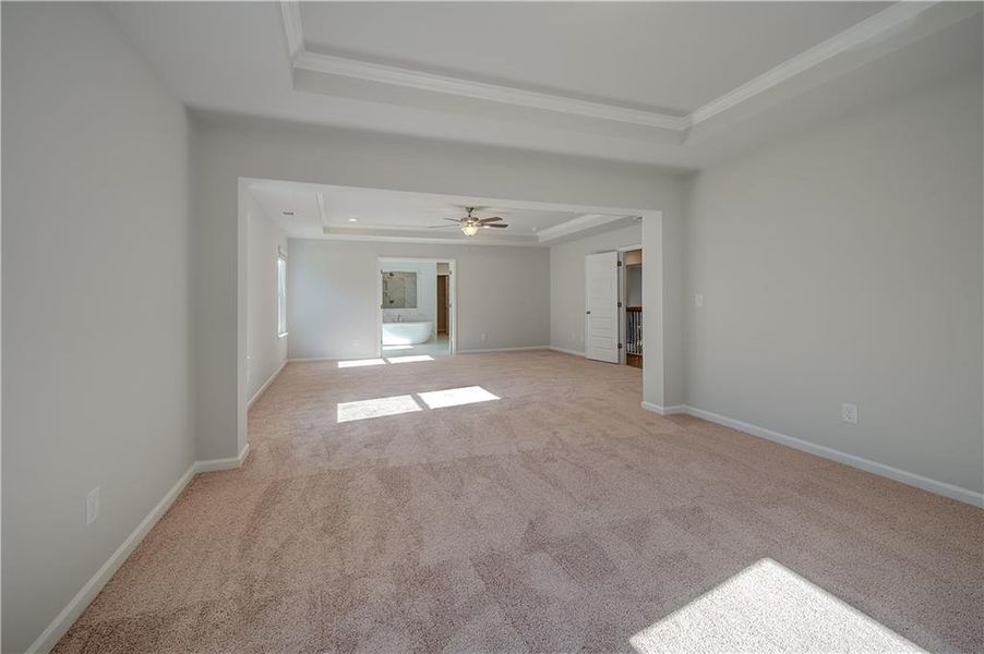 Spacious, unfurnished interior of a new home in Riverbend Overlook, Fayetteville (Image 13).