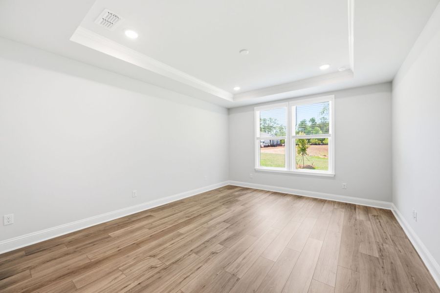Spacious, unfurnished interior of a new home in Oakleaf Chase, Blythewood (Image 19). Spacious, unfurnished interior of a new home in Oakleaf Chase, Blythewood (Image 19).