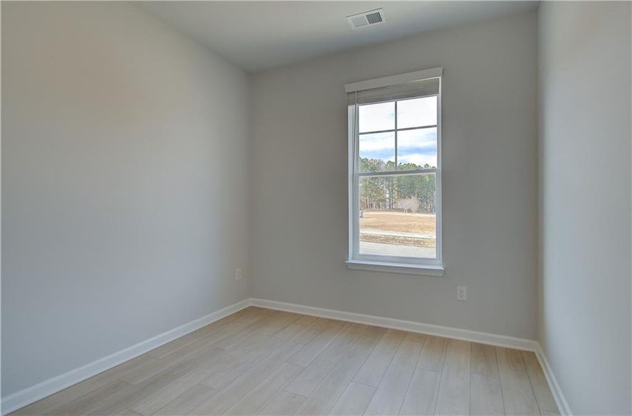 Spacious, unfurnished interior of a new home in Daybreak, Newnan (Image 14).