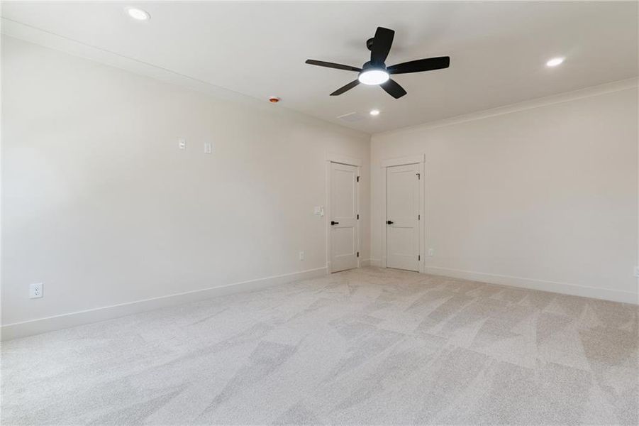 Image 92 of a home in .