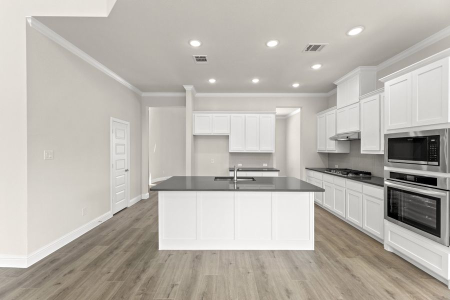 Representative furnished interior of a home built from the Chessel JS by Sandlin Homes in Timberbrook, Justin (Image 9).