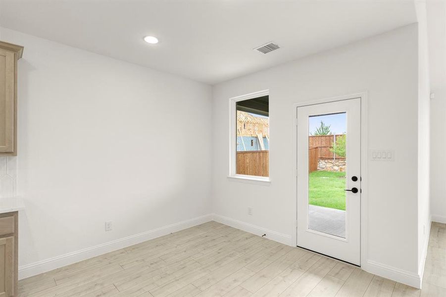 13. 2328 Leighton Top - Dining