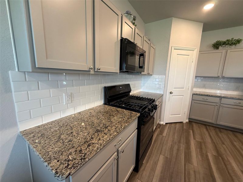 Furnished interior view inside a new home in , Angleton (Image 15).