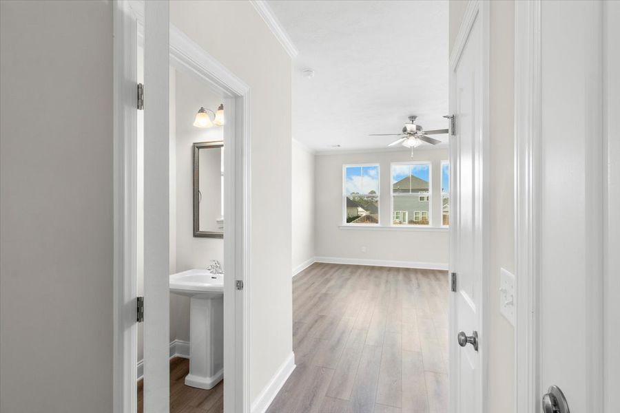 Image 23 of a home in Windsor.