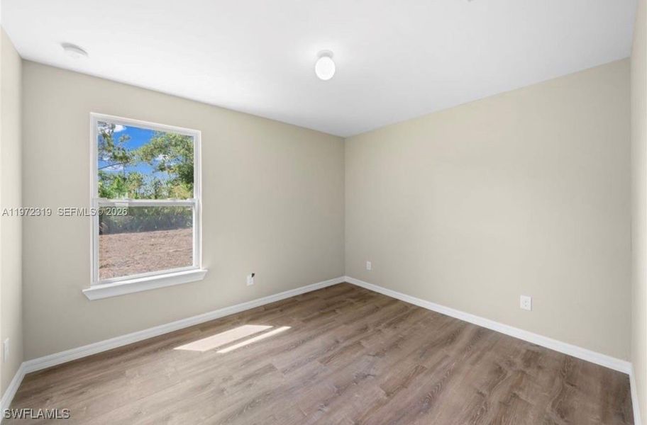 Spacious, unfurnished interior of a new home in , Lehigh Acres (Image 13).