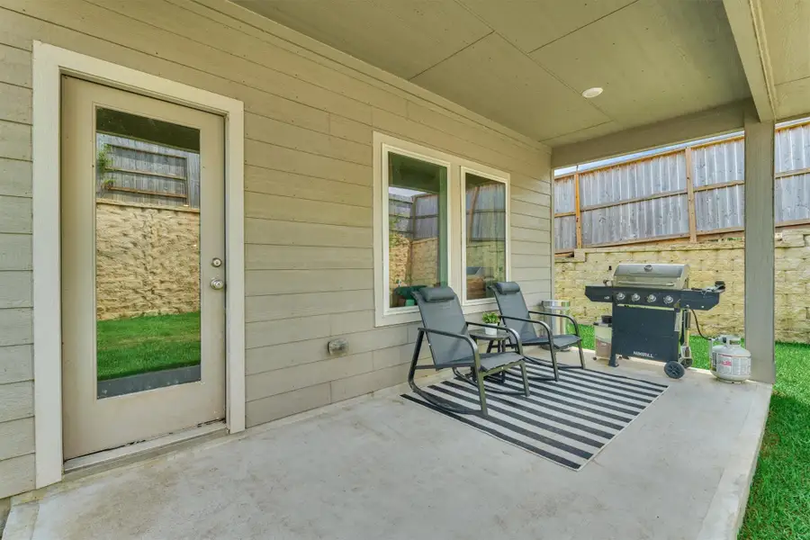 Exterior details and patio area of a home in , Montgomery (Image 26).
