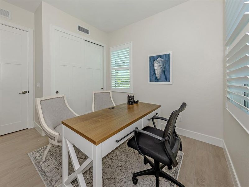 Furnished interior view inside a new home in , Venice (Image 18).